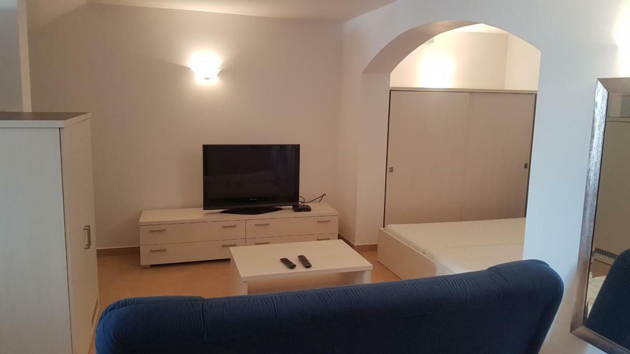 Apartment Katarina Crveni Vrh Extérieur photo